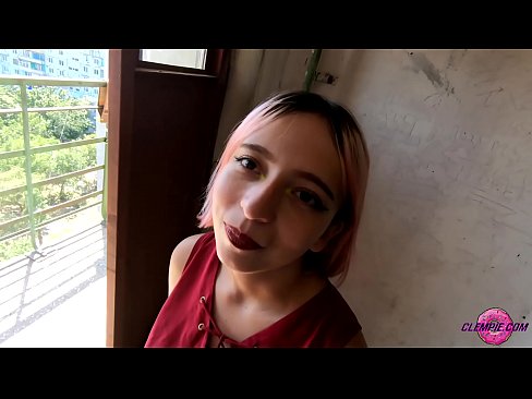 ❤️ Student Sensueel suig 'n vreemdeling in die buiteland - Cum On His Face ️ Seks by ons